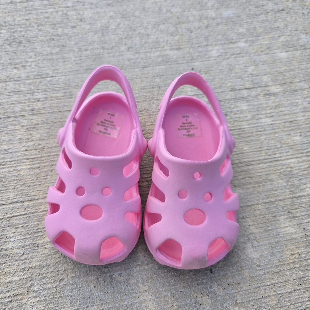 crown & ivy Pink Kids Sandals